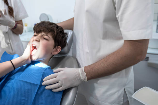 Best Dentist for Tooth Abscess  in East Niles, CA
